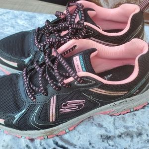 A3✨️Skechers size 7